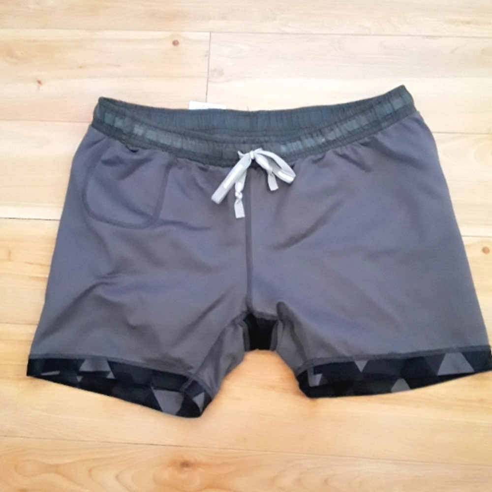 NIKE RUNNING DRI-FIT GRAY SHORT - Picture 7 of 11